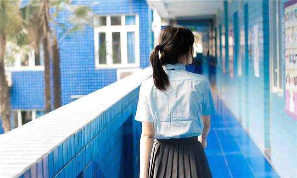 山海关如何找到一个可以帮助我生孩子的女人？